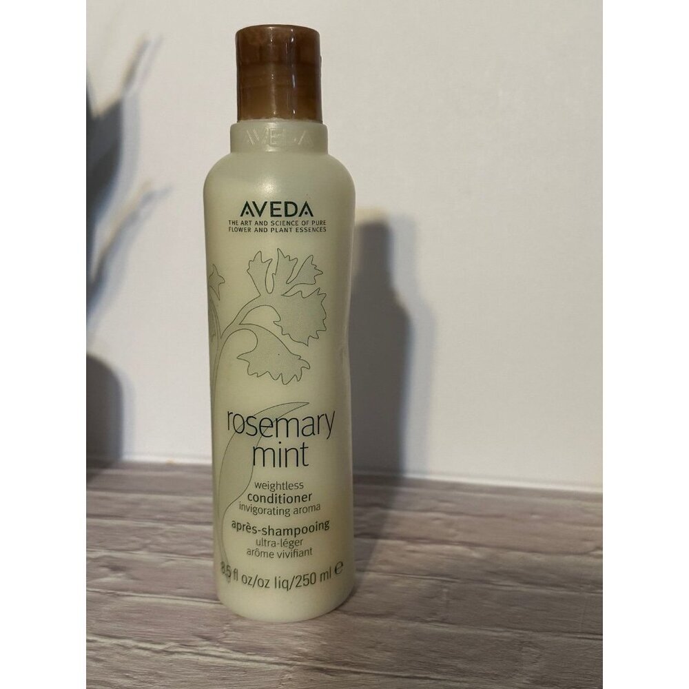 Aveda‎ Rosemary Mint Weightless Conditioner 8.5 fl Ozs